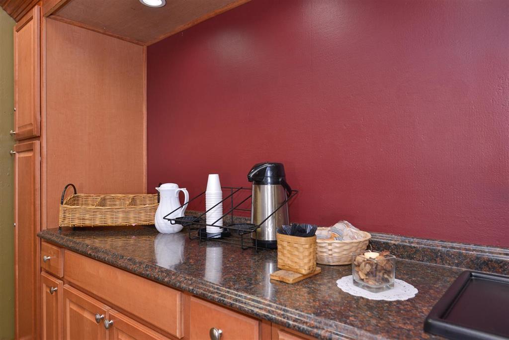 Americas Best Value Inn & Suites Kansas City Grandview Faciliteiten foto