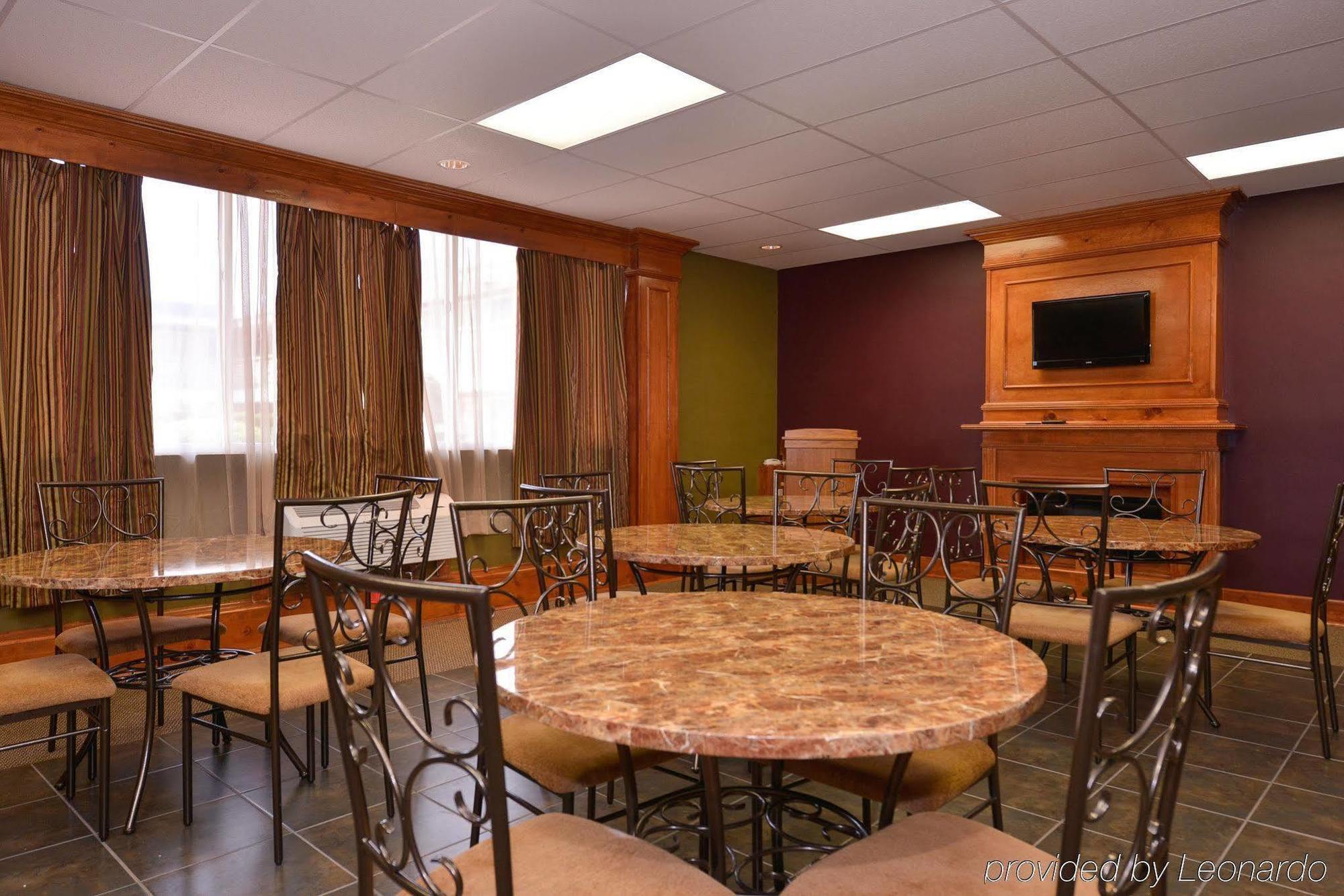 Americas Best Value Inn & Suites Kansas City Grandview Buitenkant foto